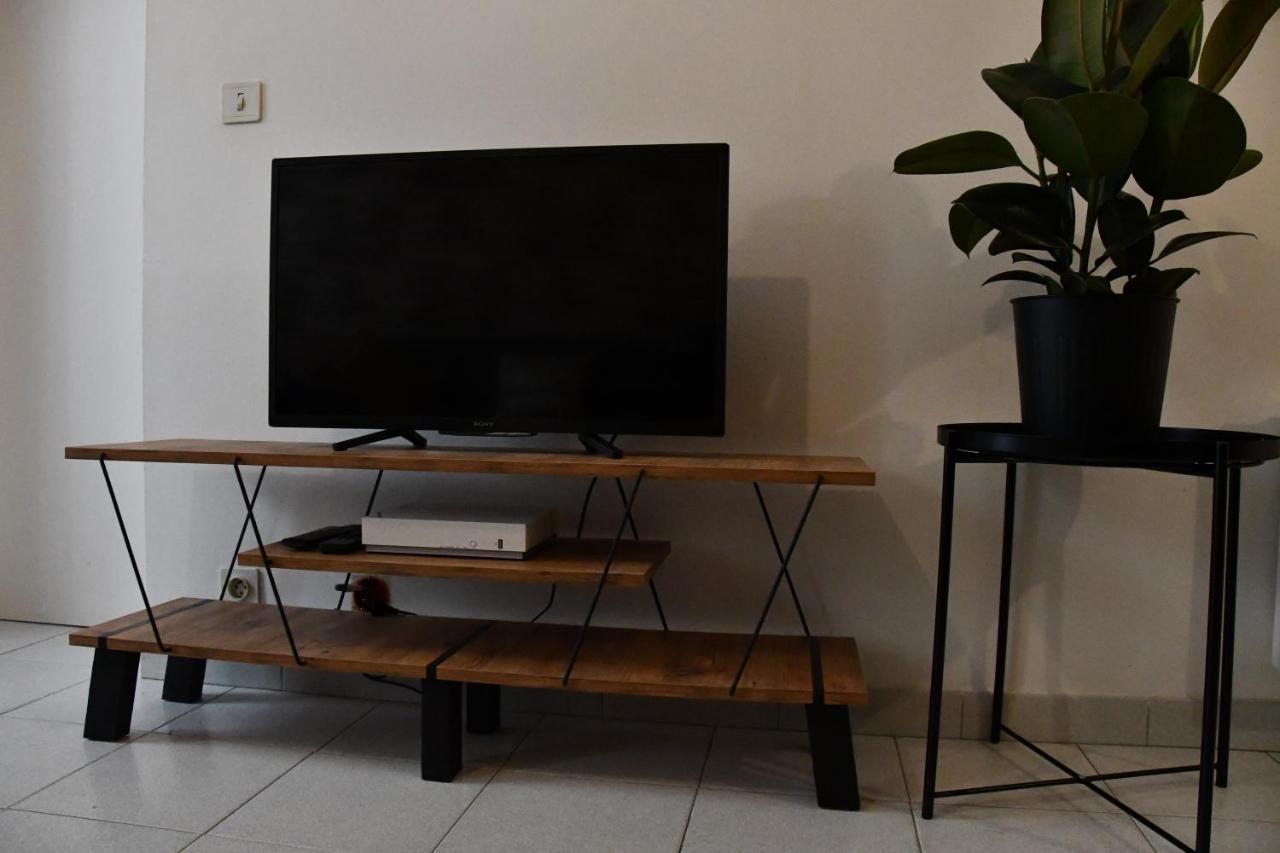 Appartement 32 M2 Intra Muros - Wifi - Netflix - Bureau Avignon Exterior foto